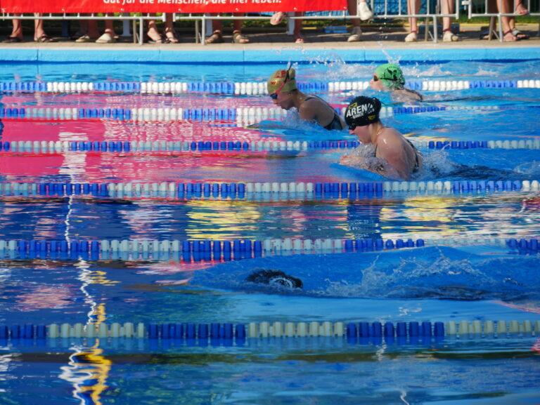 Franzi über 100m Brustschwimmen