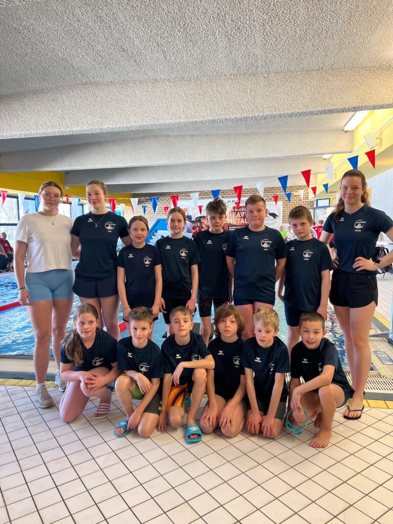 Freundschaftsschwimmen in Bestwig